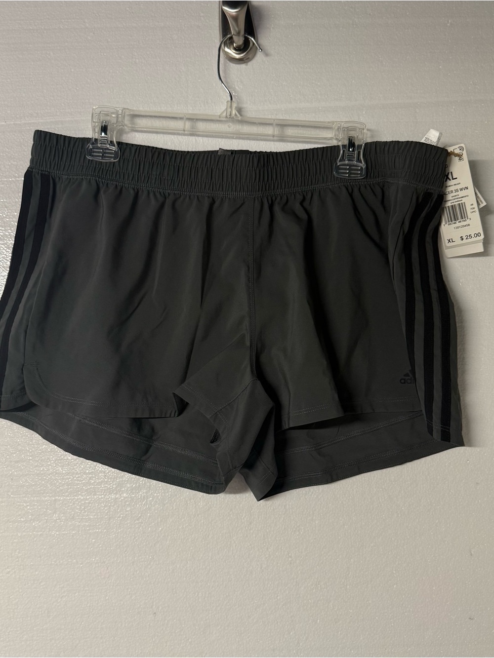Adidas Women’s Pacer 3-Stripes Woven Shorts XL Gray Black Running Training NWT
